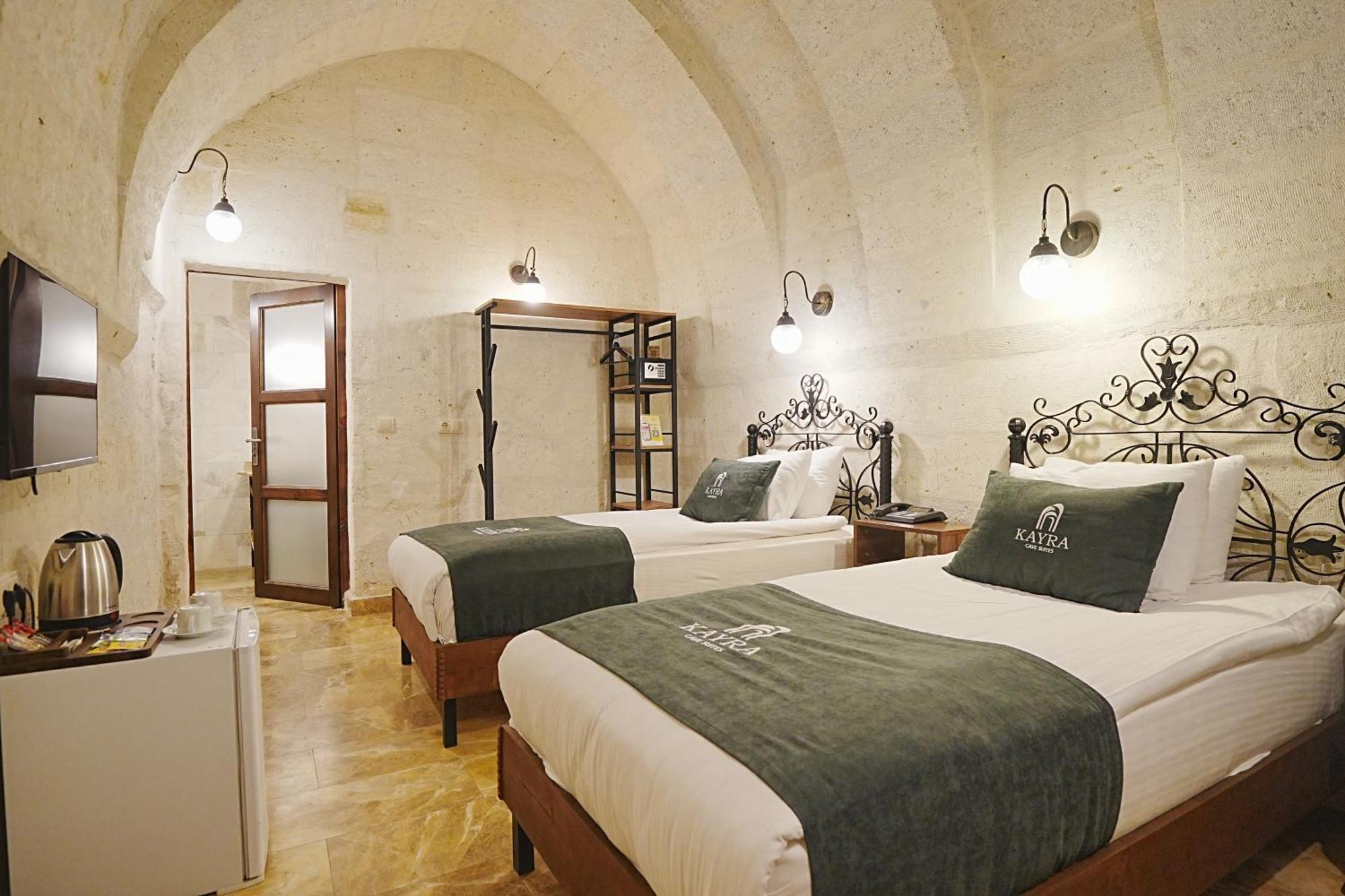 Kayra Cave Suites غوريمِيه المظهر الخارجي الصورة