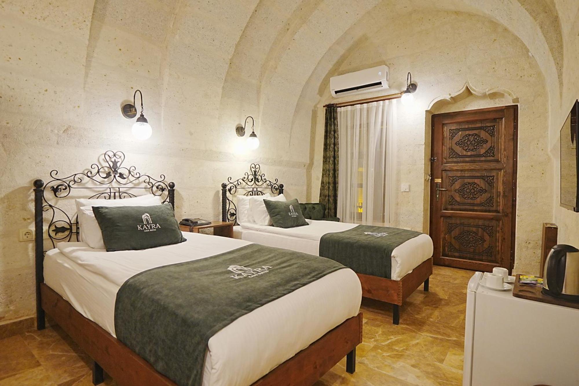 Kayra Cave Suites غوريمِيه المظهر الخارجي الصورة