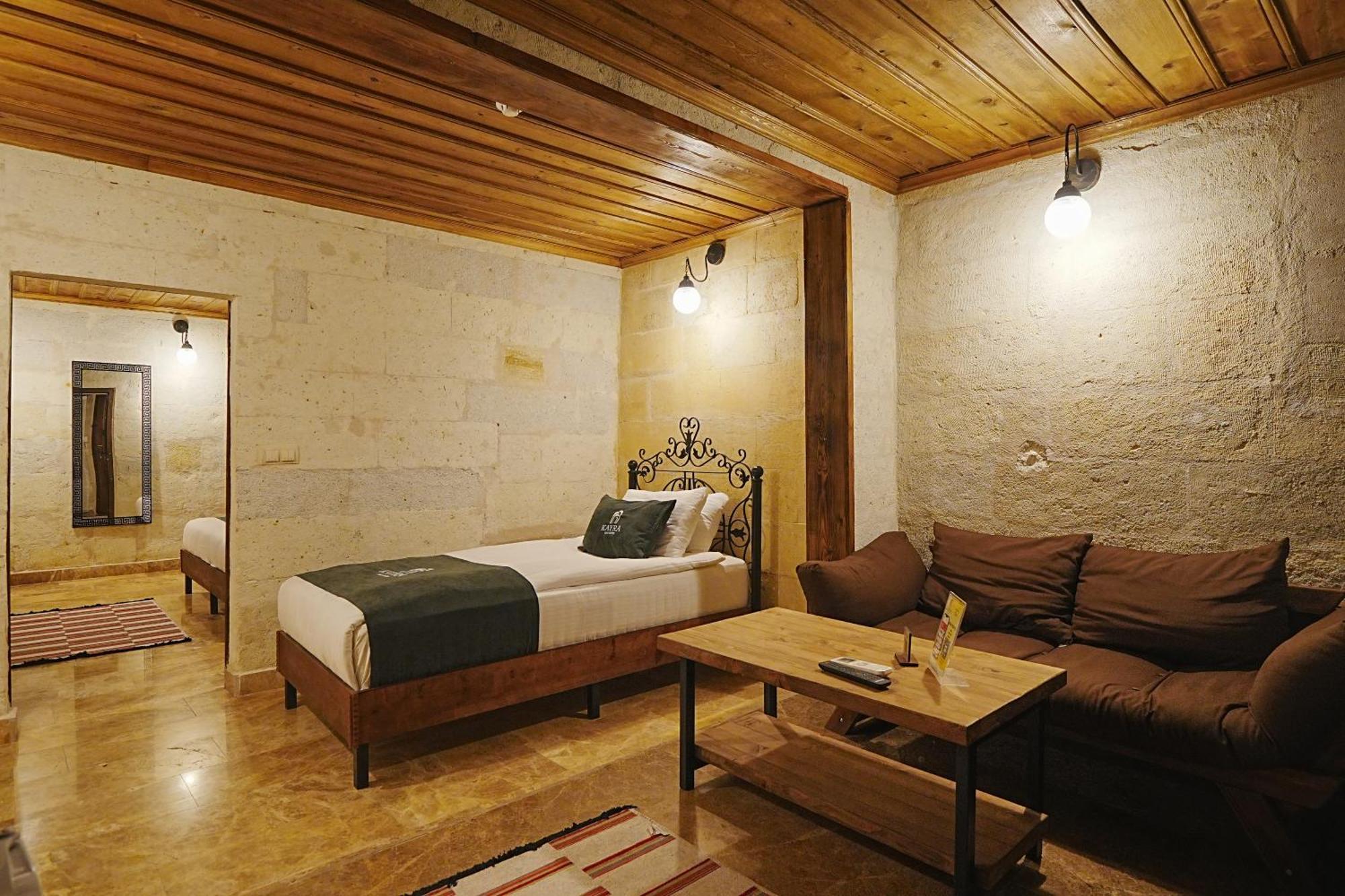 Kayra Cave Suites غوريمِيه المظهر الخارجي الصورة