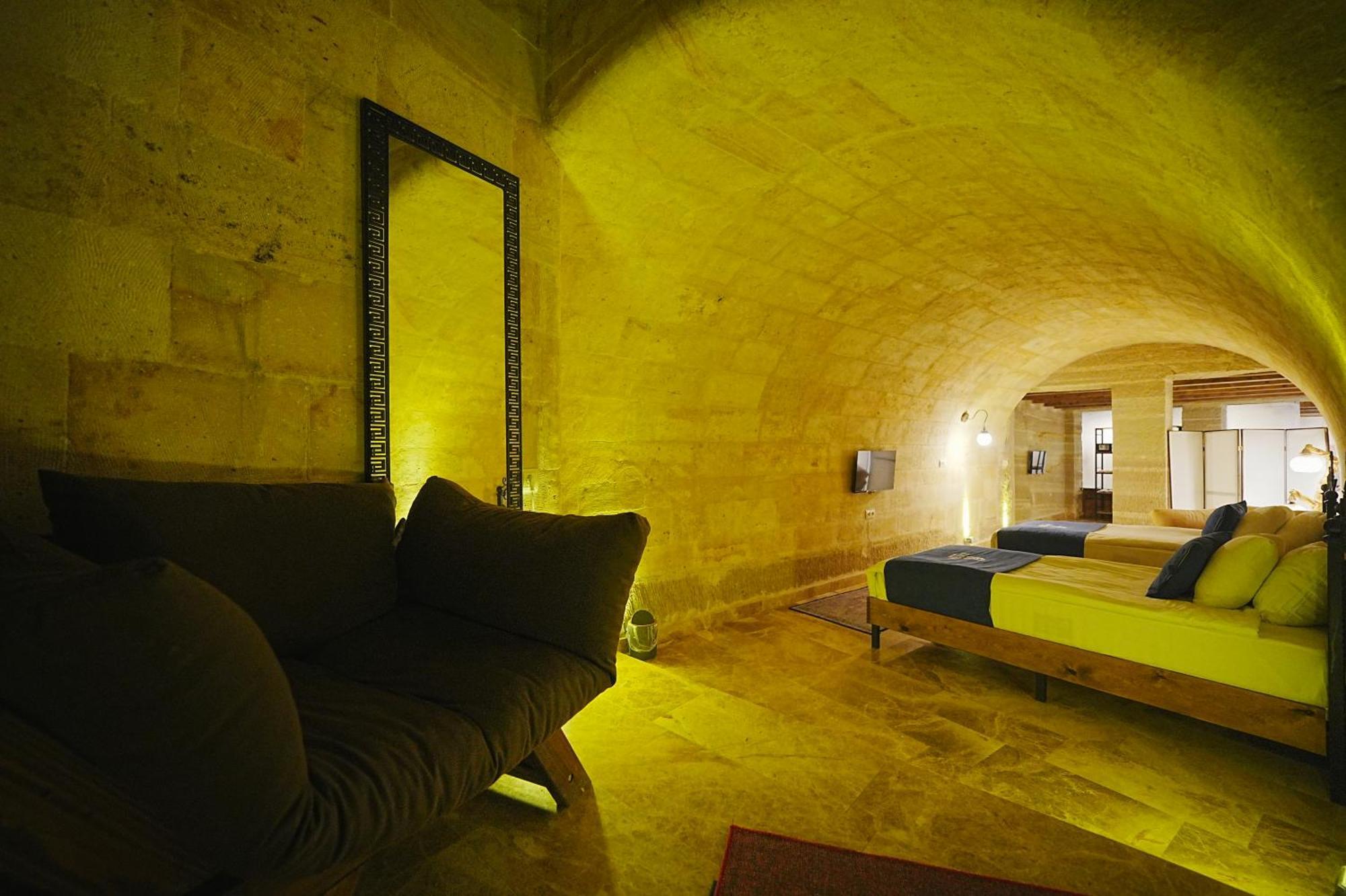 Kayra Cave Suites غوريمِيه المظهر الخارجي الصورة